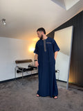 N°6 - QAMIS MANCHES COURTES  BLEU PRESTIGE FINITION BRODÉE HOMME