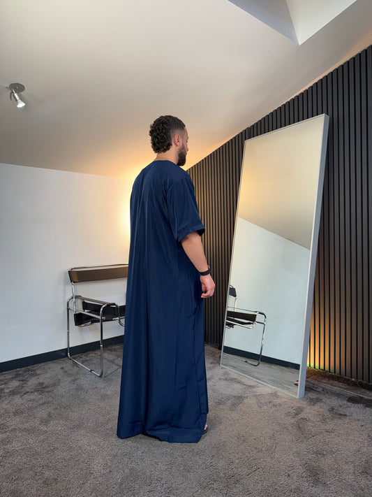 N°6 - QAMIS MANCHES COURTES  BLEU PRESTIGE FINITION BRODÉE HOMME